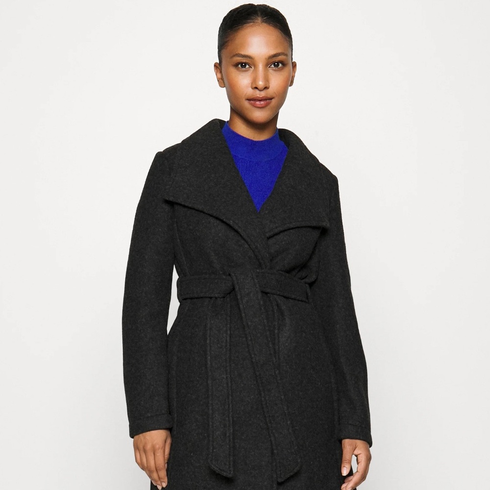 Vero Moda Brushed Dora - Dark Grey With Belt